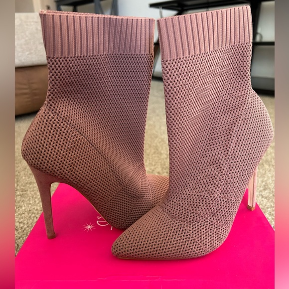 Women boots - Picture 3 of 5